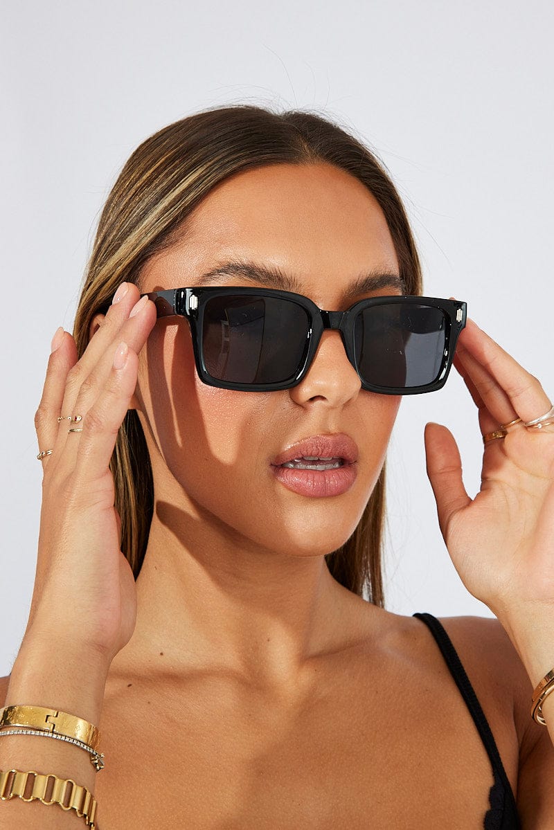 Black square sunglasses sales women's