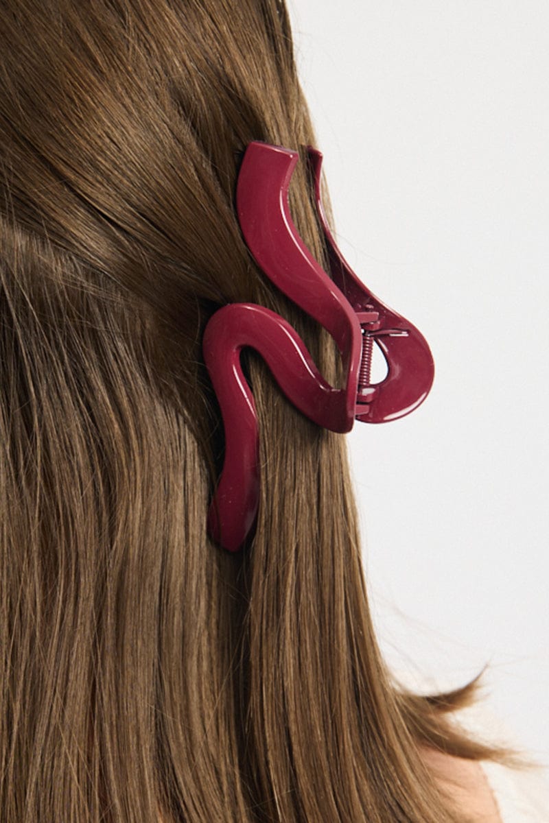 Red Large Wave Hair Claw Clip