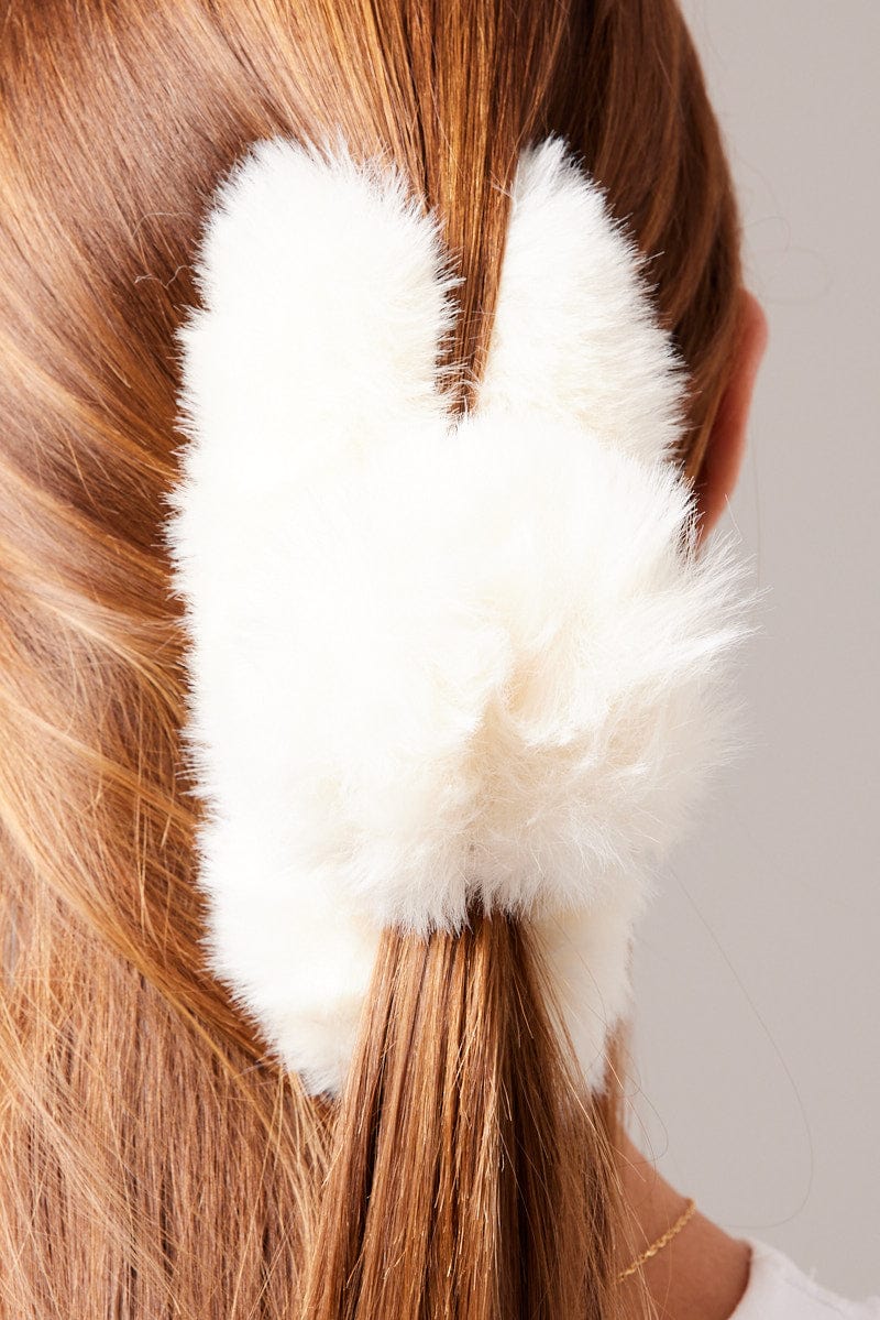 White Faux Fur Claw Clip for Ally Fashion