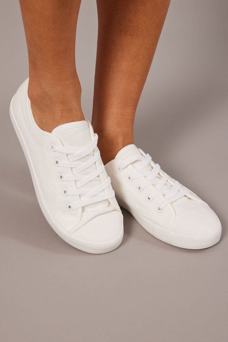 White Sneakers for Ally Fashion