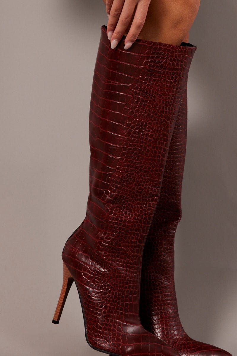 Brown Heeled Knee High Boots in Croc for Ally Fashion