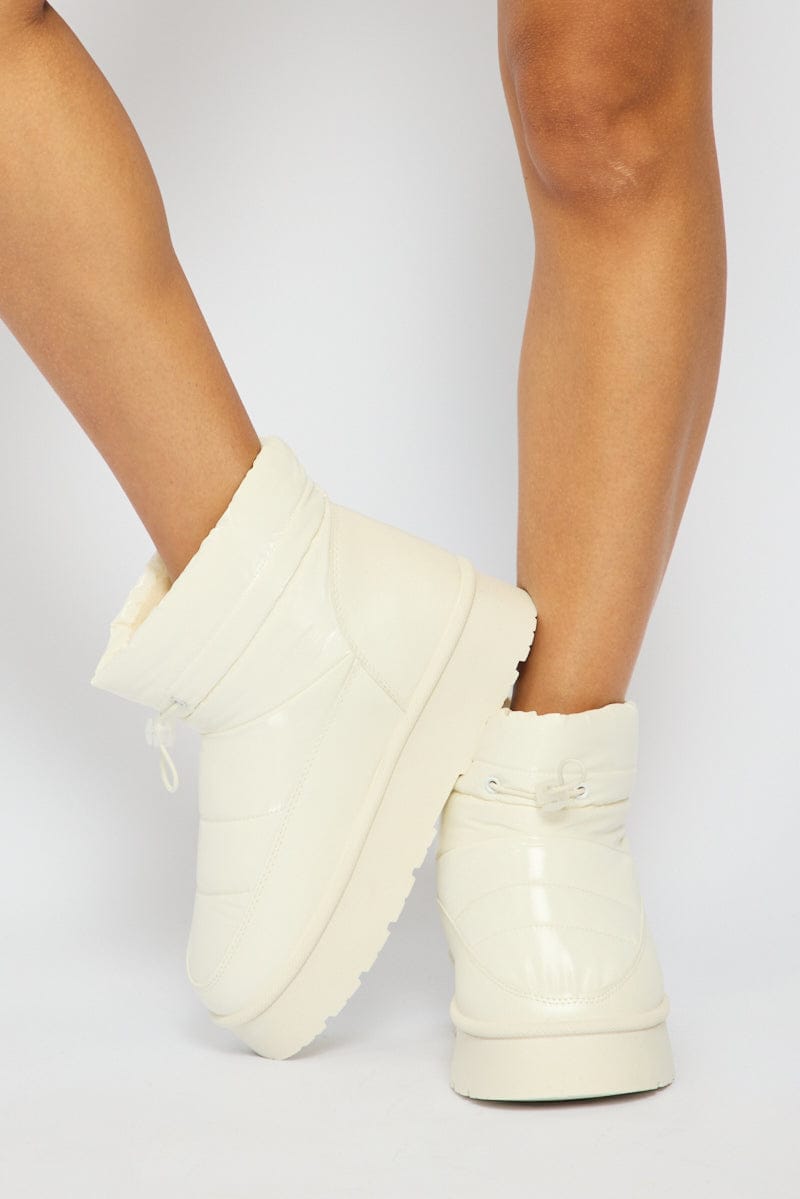 White Snow Boots for Ally Fashion