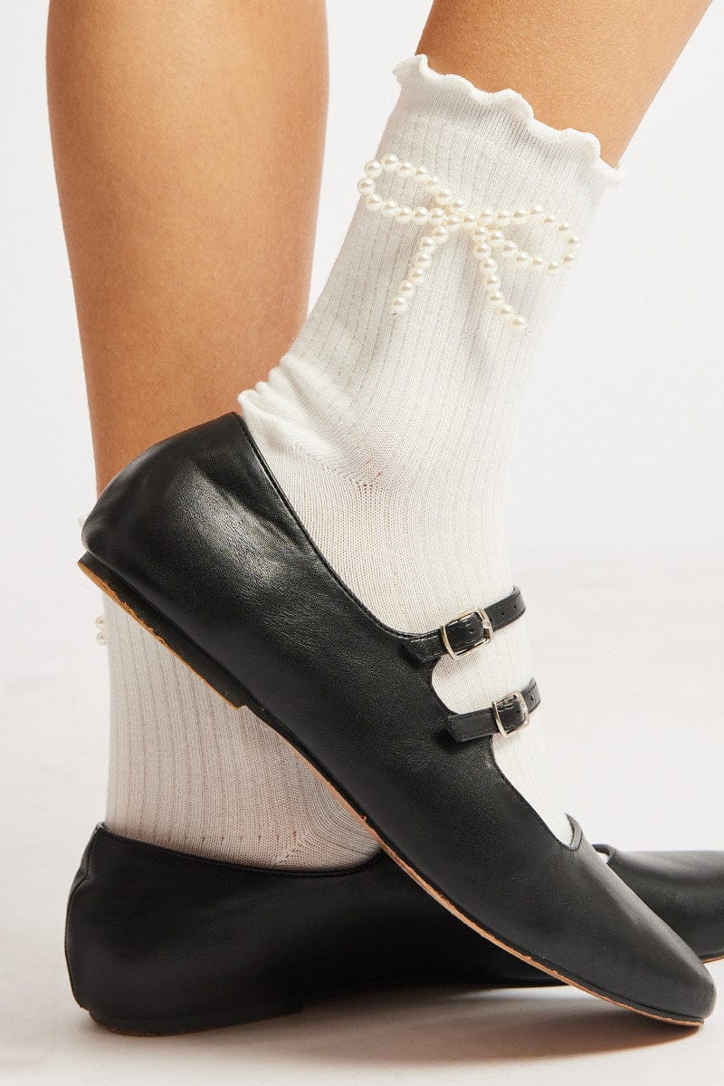 White Frill Socks with Pearl Bow for Ally Fashion