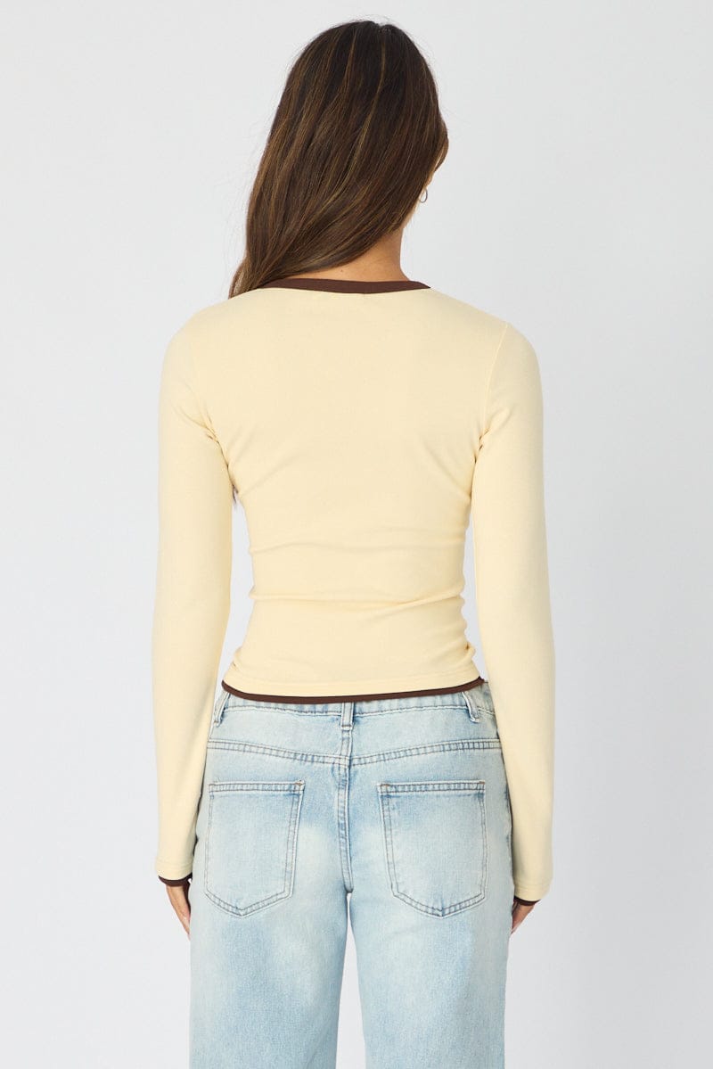 Yellow Short Sleeve Contrast Binding T-shirt for Ally Fashion