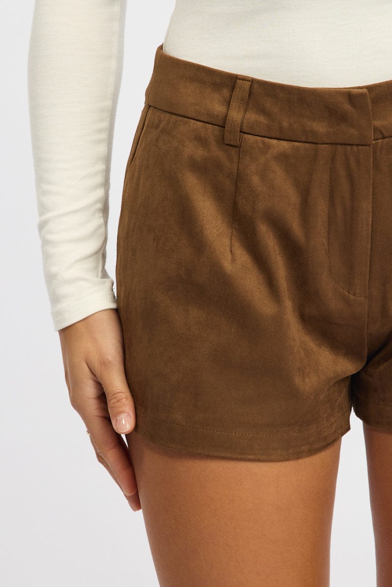 Beige Shorts Low Rise Suede for Ally Fashion