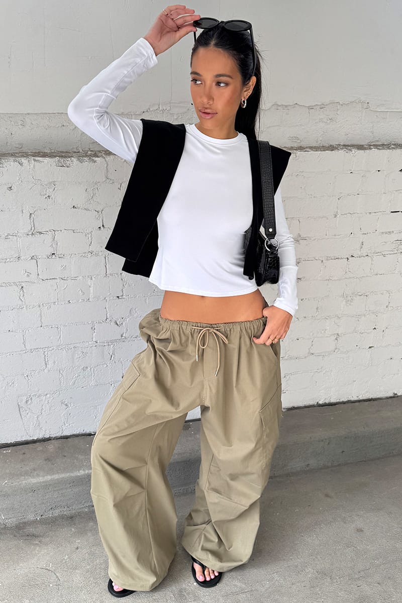 Green Cargo Pants Elasticated-Waist from Ally Fashion
