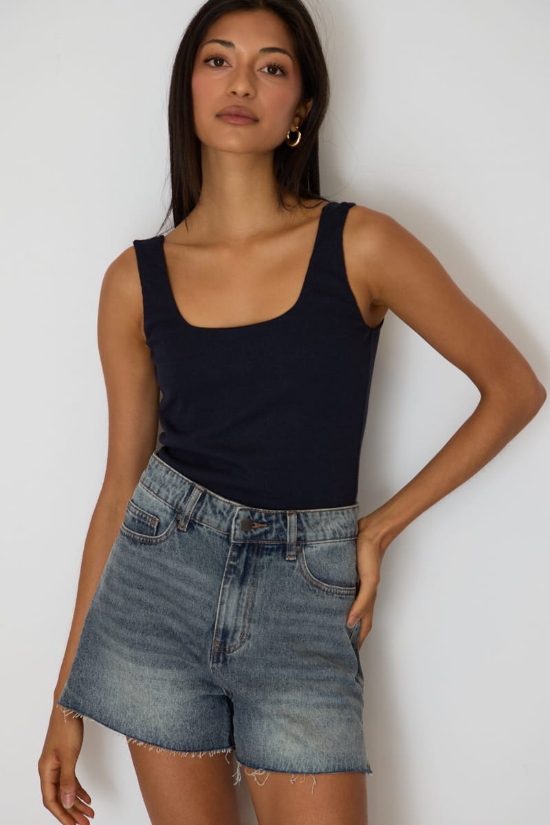 Denim Relaxed Shorts Side Slit for Ally Fashion