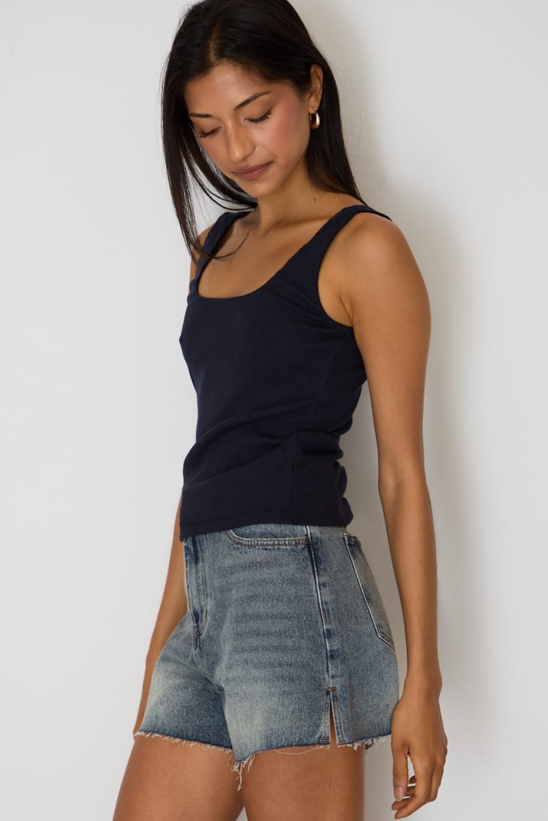 Denim Relaxed Shorts Side Slit for Ally Fashion