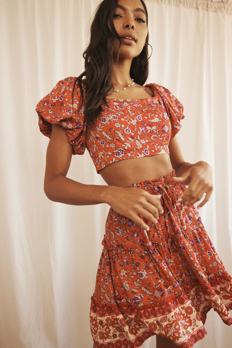 Red Boho Crop Top Short Sleeve Off Shoulder Full Volume for Ally Fashion