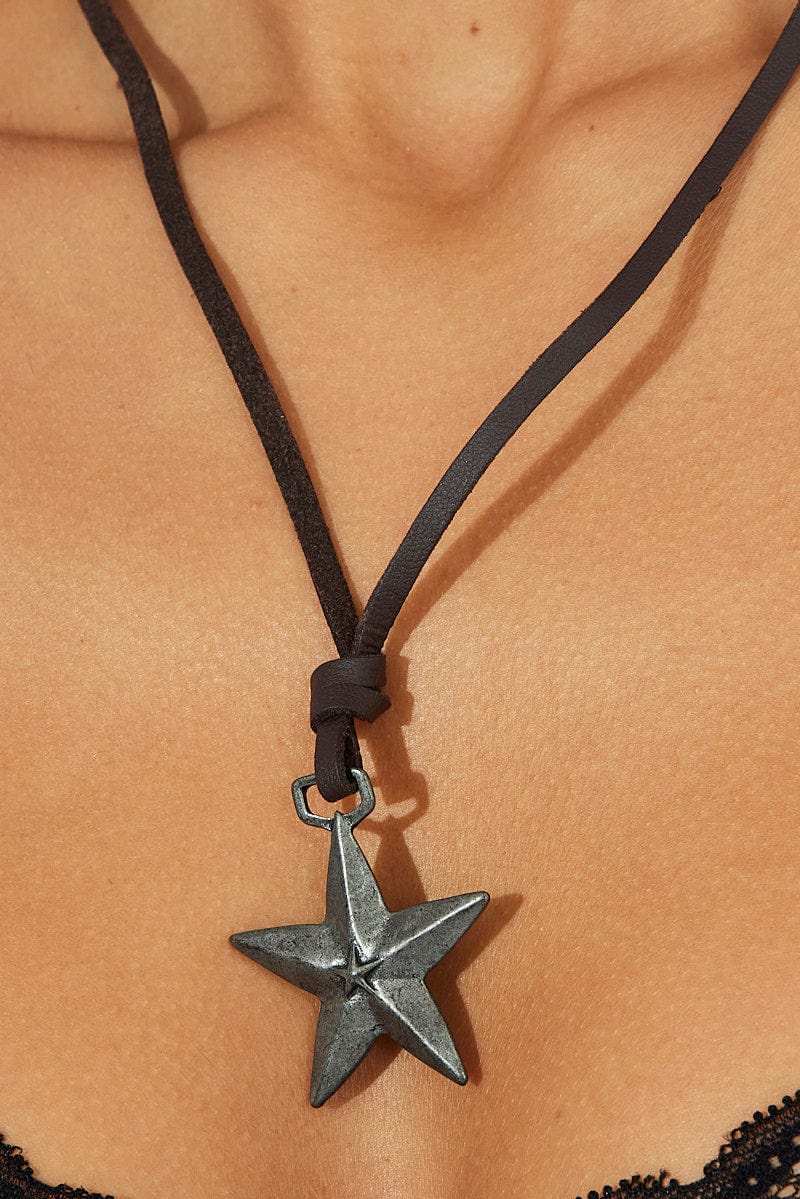 Black star deals necklace