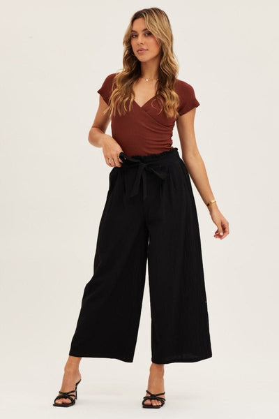 High waisted black pants outfit on Pinterest