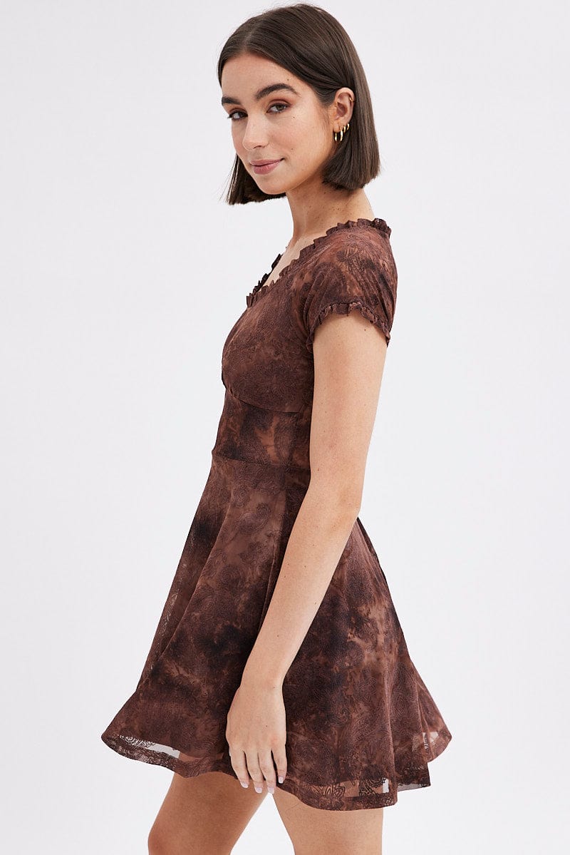 Brown Paisley Mini Dress Short Sleeve Scoop Neck Fit & Flare for Ally Fashion