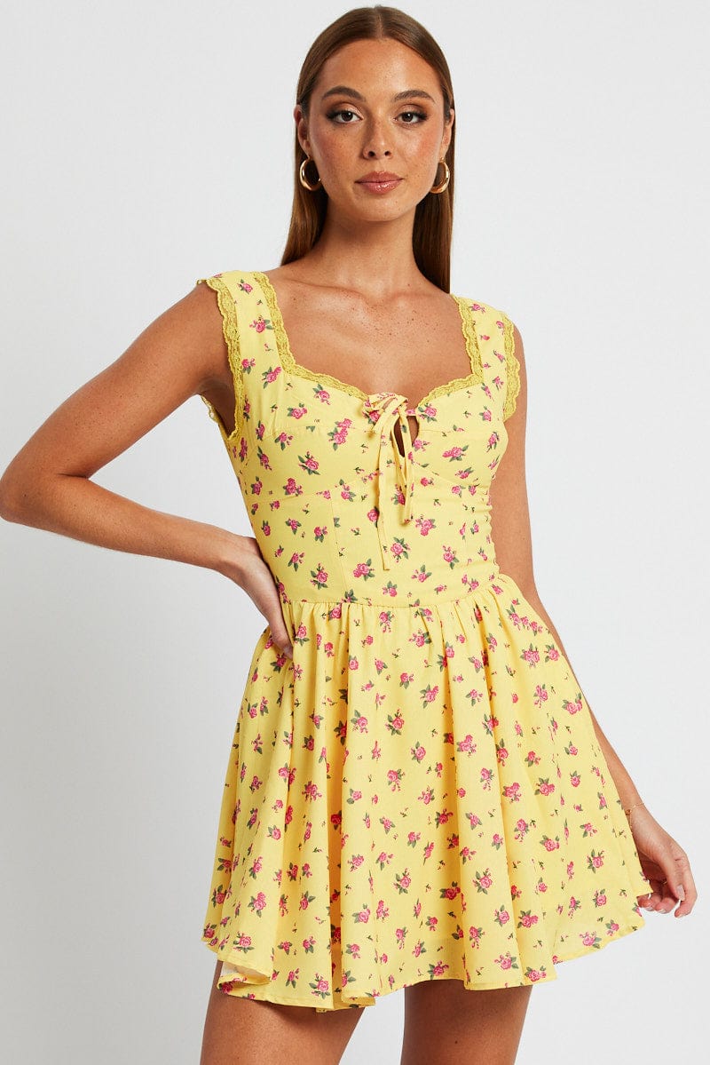 Yellow Floral Fit and Flare Dress Sleeveless Lace Trim for Ally Fashion