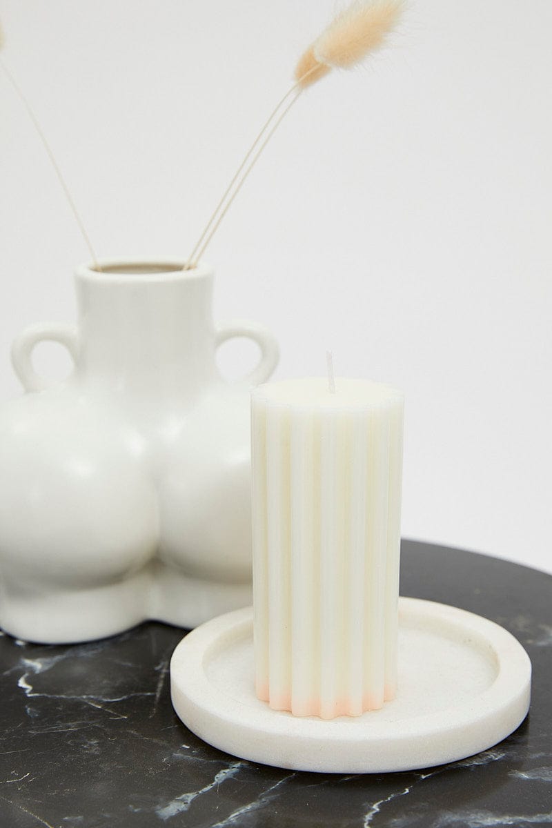 DECORATIONS White Scented Candle for Women by Ally