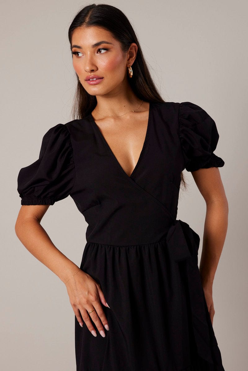 TDC Lassie Tiered Puffy Sleeve Top In Black Embro – The Design Closets
