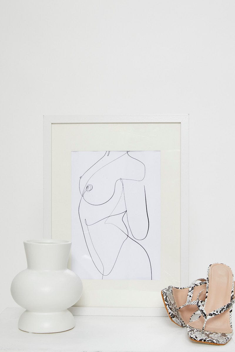 GIFT Print Female Figure Line Drawing Poster Print 30 X 40 Cm for Women by Ally