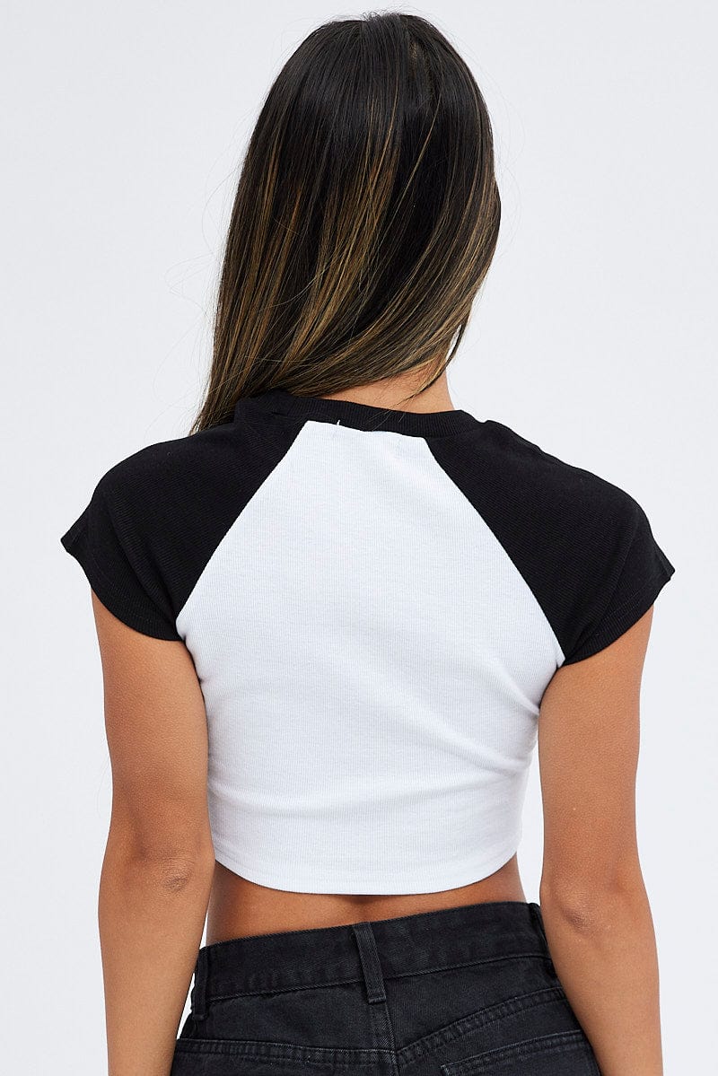 Black Tee Contrast Short Sleeve Round Neck Graphic for Ally Fashion