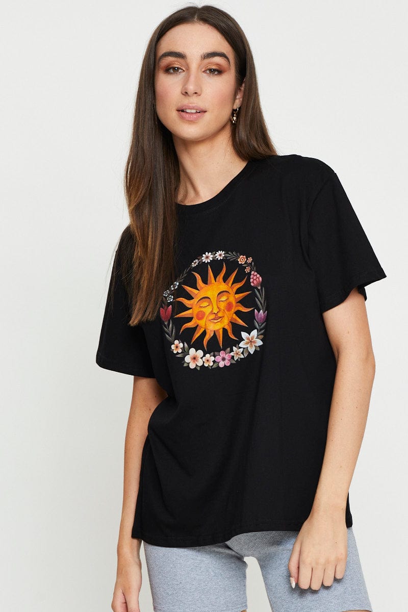 TSHIRT SEMI CROP Black Graphic T Shirt Short Sleeve for Women by Ally